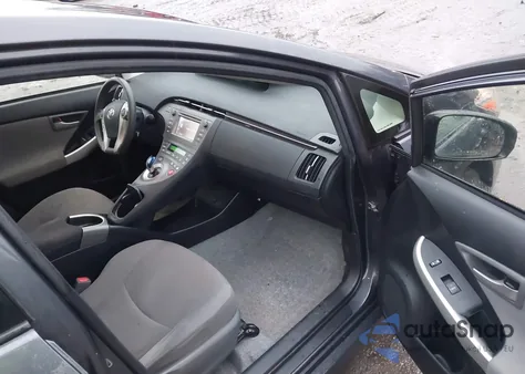 2015 Toyota Prius Two from USA, damaged, VIN JTDKN3DU2F1983517